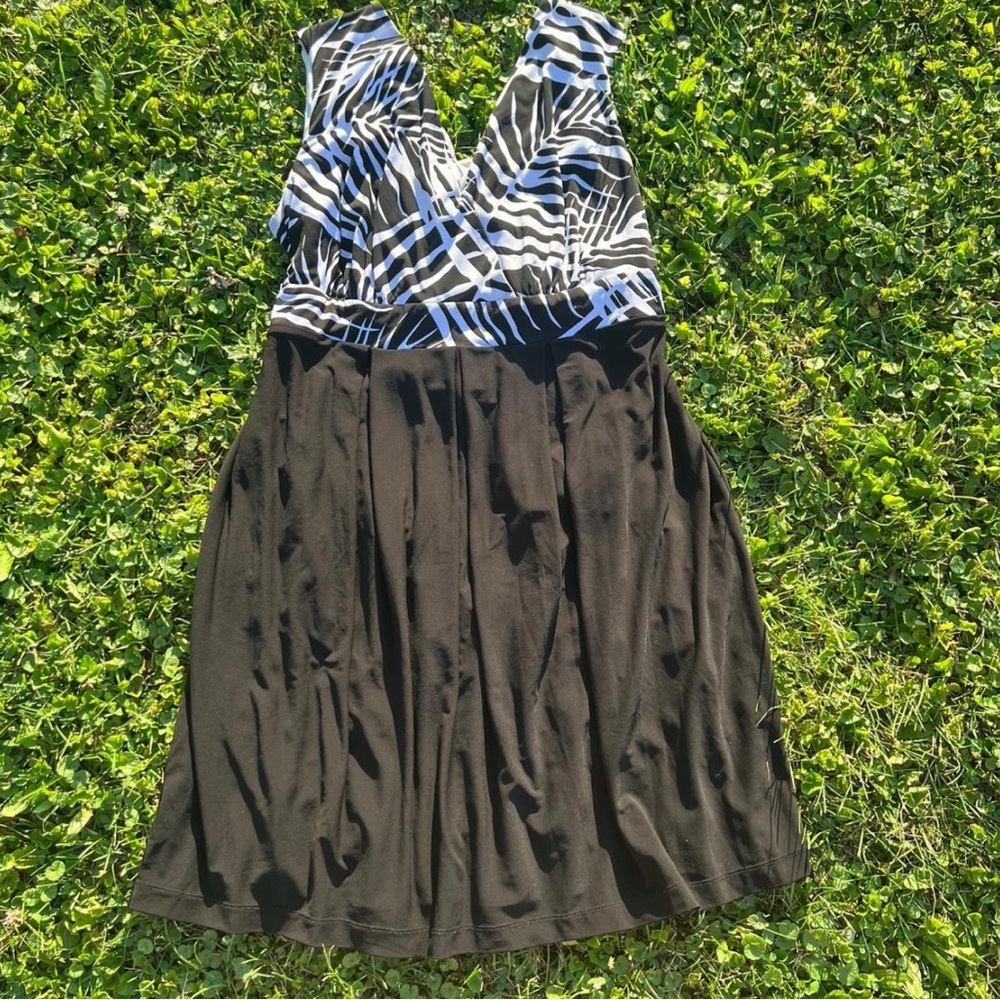 Black & White Geometric Midi Dress